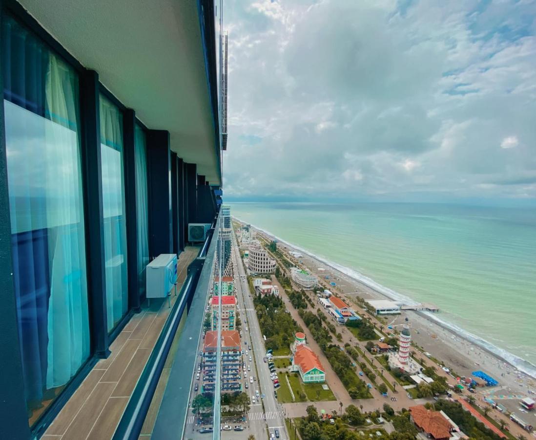 فندق Batumi Floor40 المظهر الخارجي الصورة