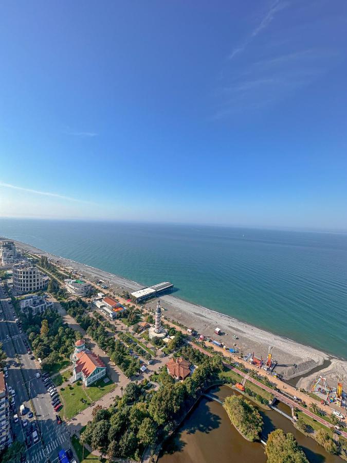 فندق Batumi Floor40 المظهر الخارجي الصورة