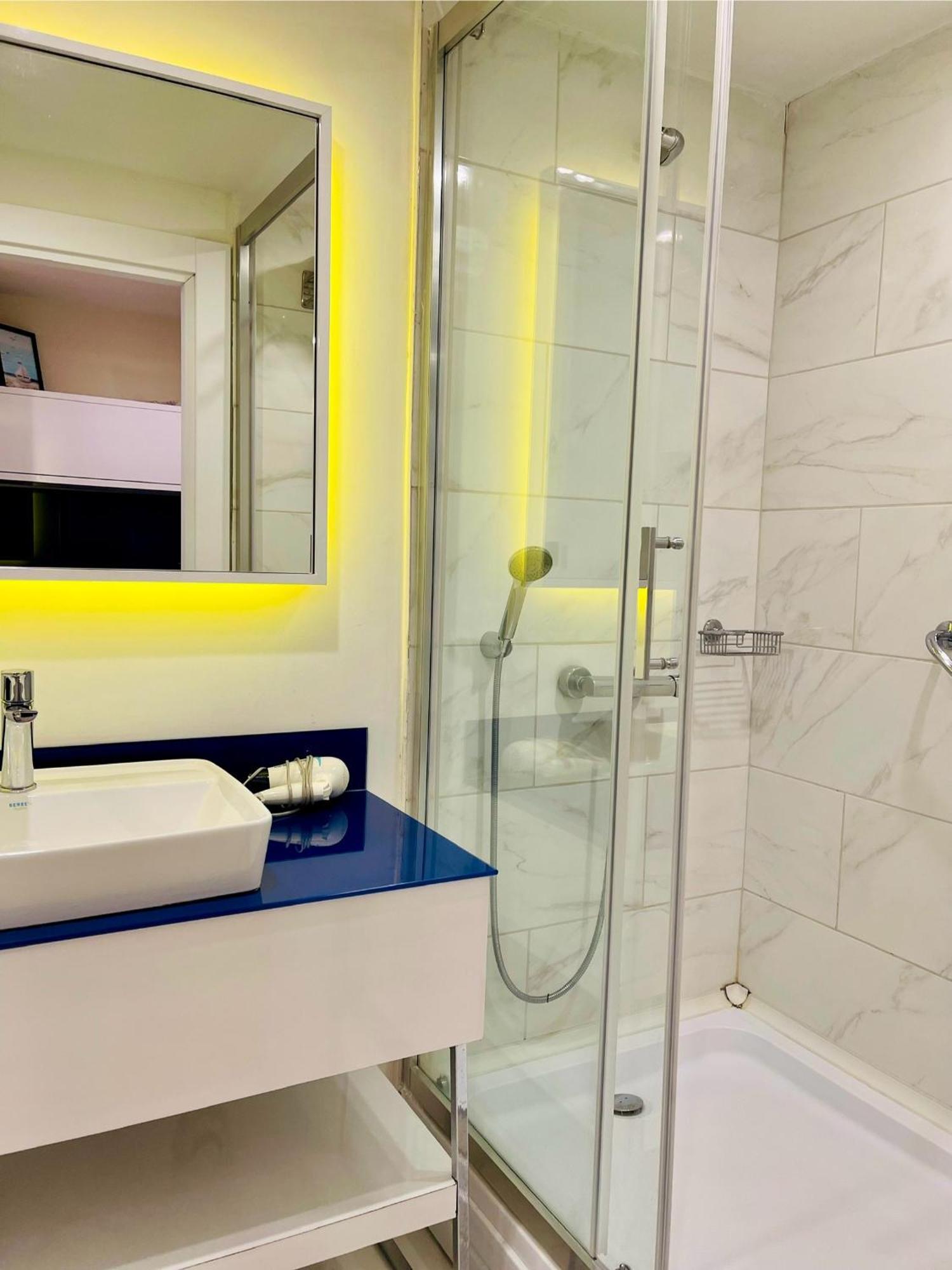 فندق Batumi Floor40 المظهر الخارجي الصورة